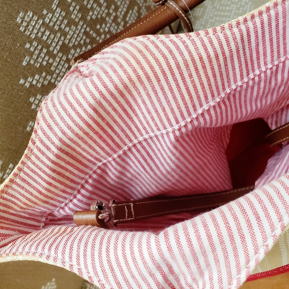 TOMMY HILFIGER | STRAW CROSSBODY CONVERTIBLE BAG - Picture 10 of 11